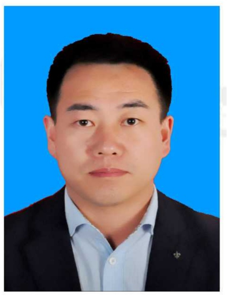 王向前.jpg